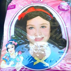 Disney Snowhite Wig New with out tags